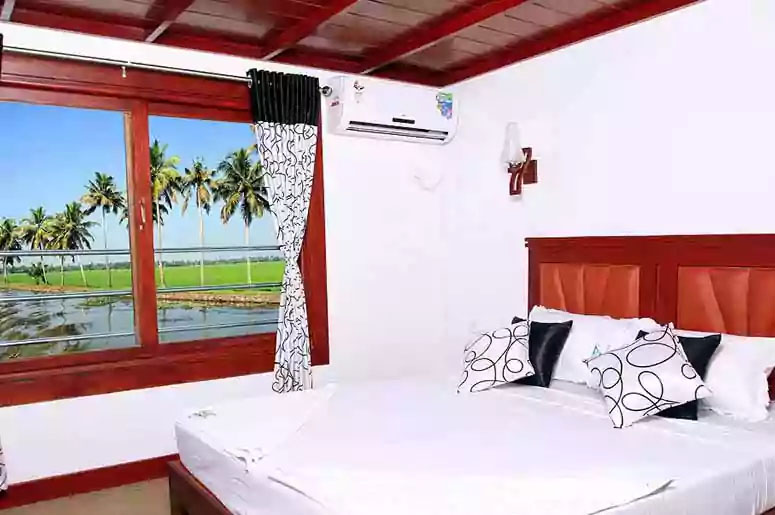 alleppey houseboats