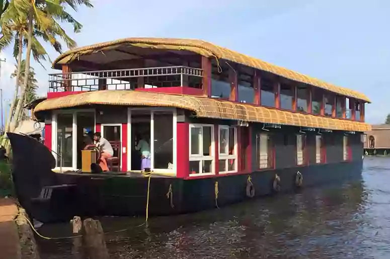 houseboats