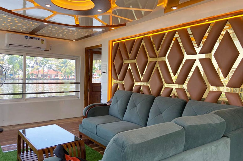 houseboats
